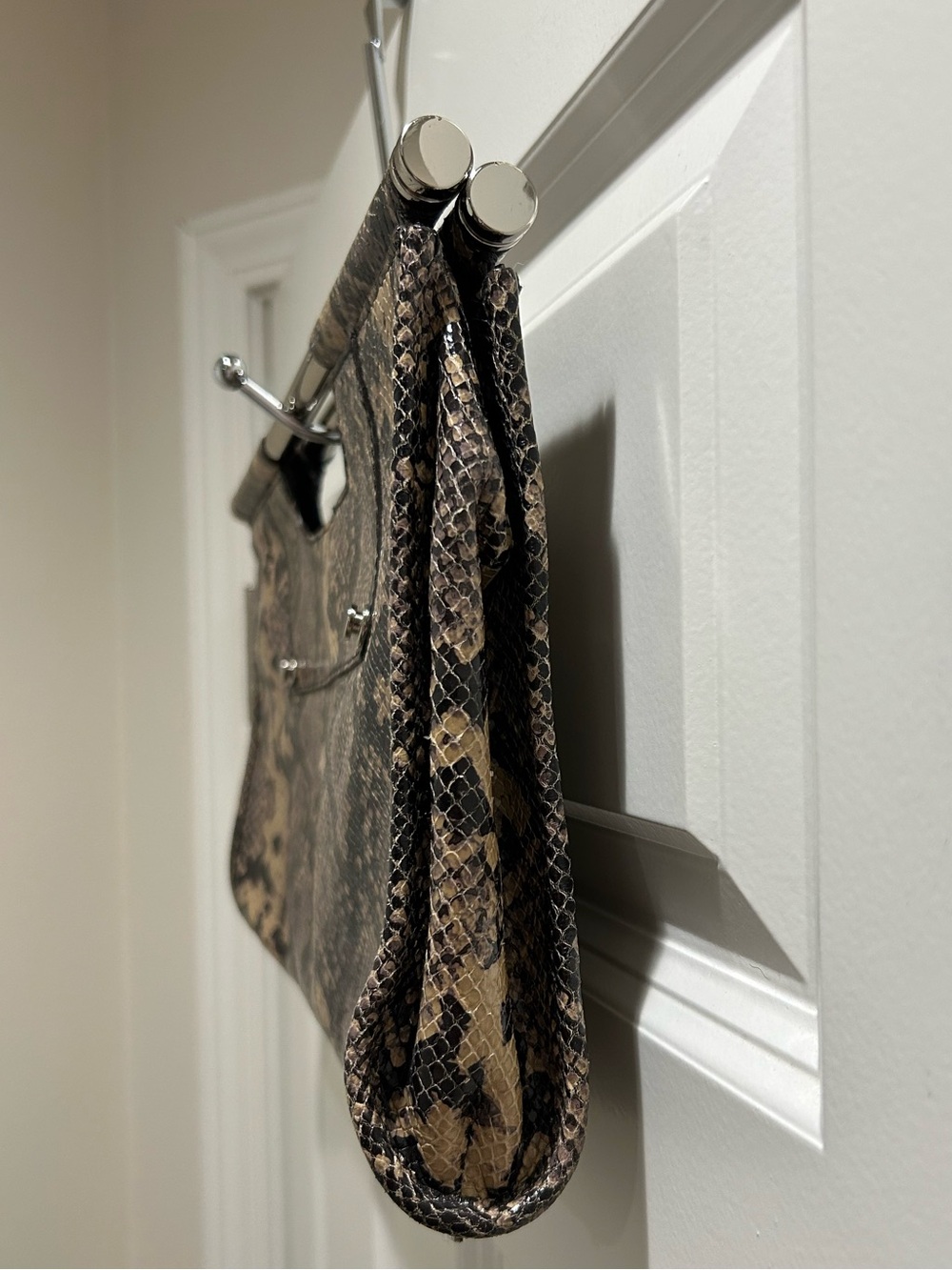 Banana Republic Bridgeport Oversized Snakeskin Leather Clutch - Picture 2 of 11